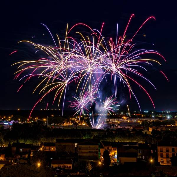feu d'artifice à salon de provence 