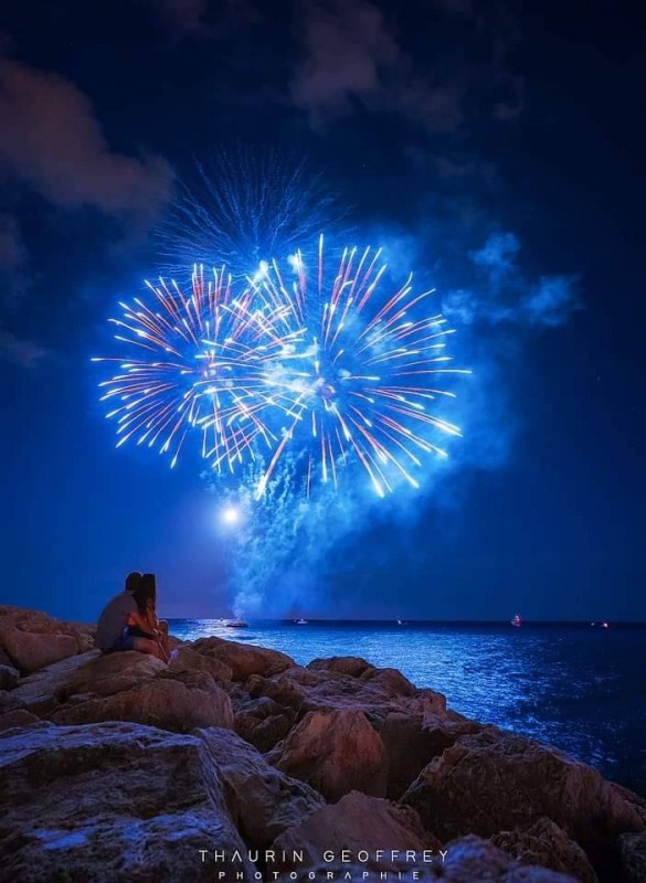 Magnifique Feu d'artifice à Menton