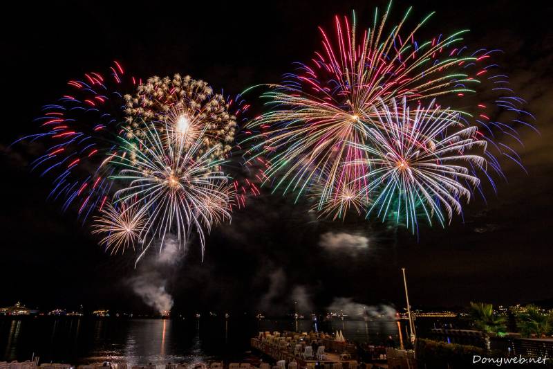 Feu d'artifice à Antibes