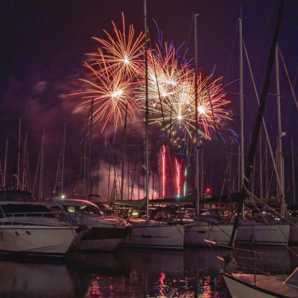 photo feu d'artifice hyeres 