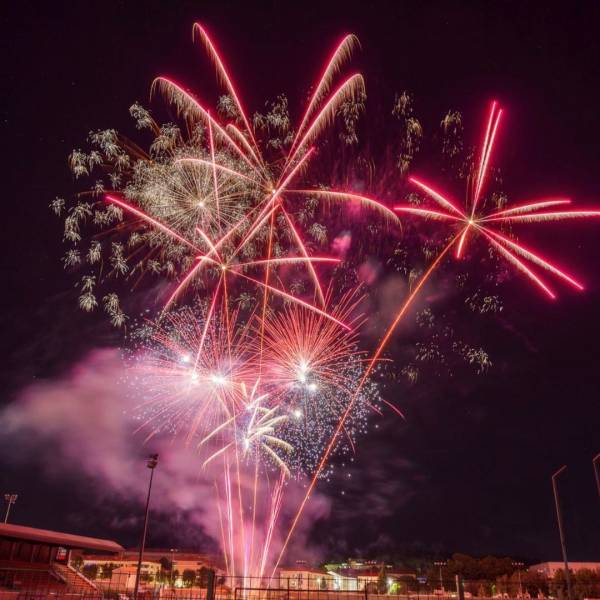 organisation d'un spectacle pyrotechnique à salon de Provence 