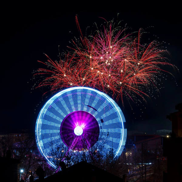 Mise en place d'un spectacle pyrotechnique à Salon de Provence