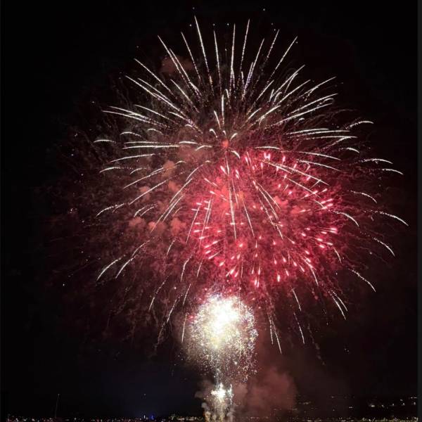 Mise en place d'un spectacle pyrotechnique à Sainte Maxime 