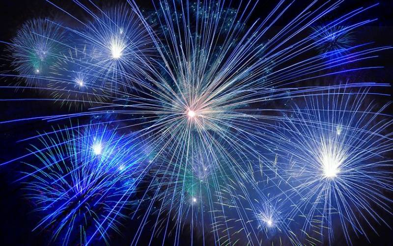 Organisation d'un feu d'artifice du 31 décembre pour la mairie d'Antibes