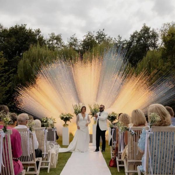 Fumigène mariage et soirée à Toulon : l’effet clignotant avec paillettes qui fait sensation