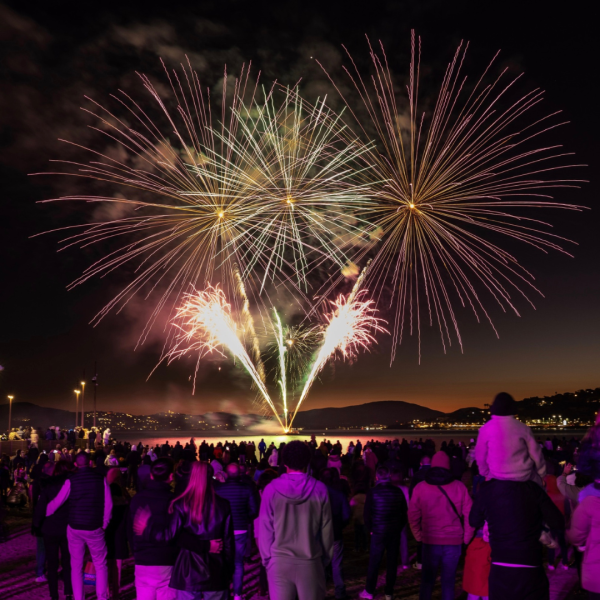 Mise en place d'un spectacle pyrotechnique à Saint Maxime
